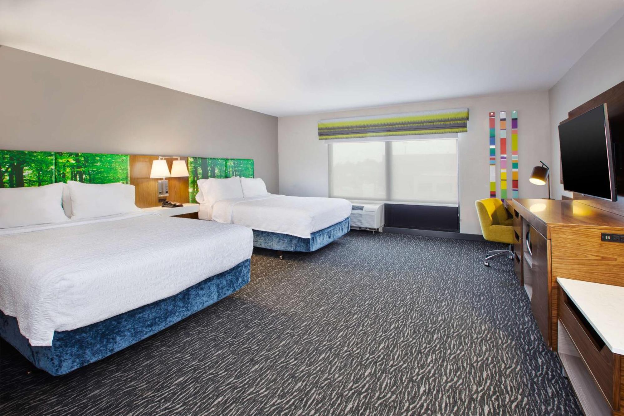 Hampton 3*