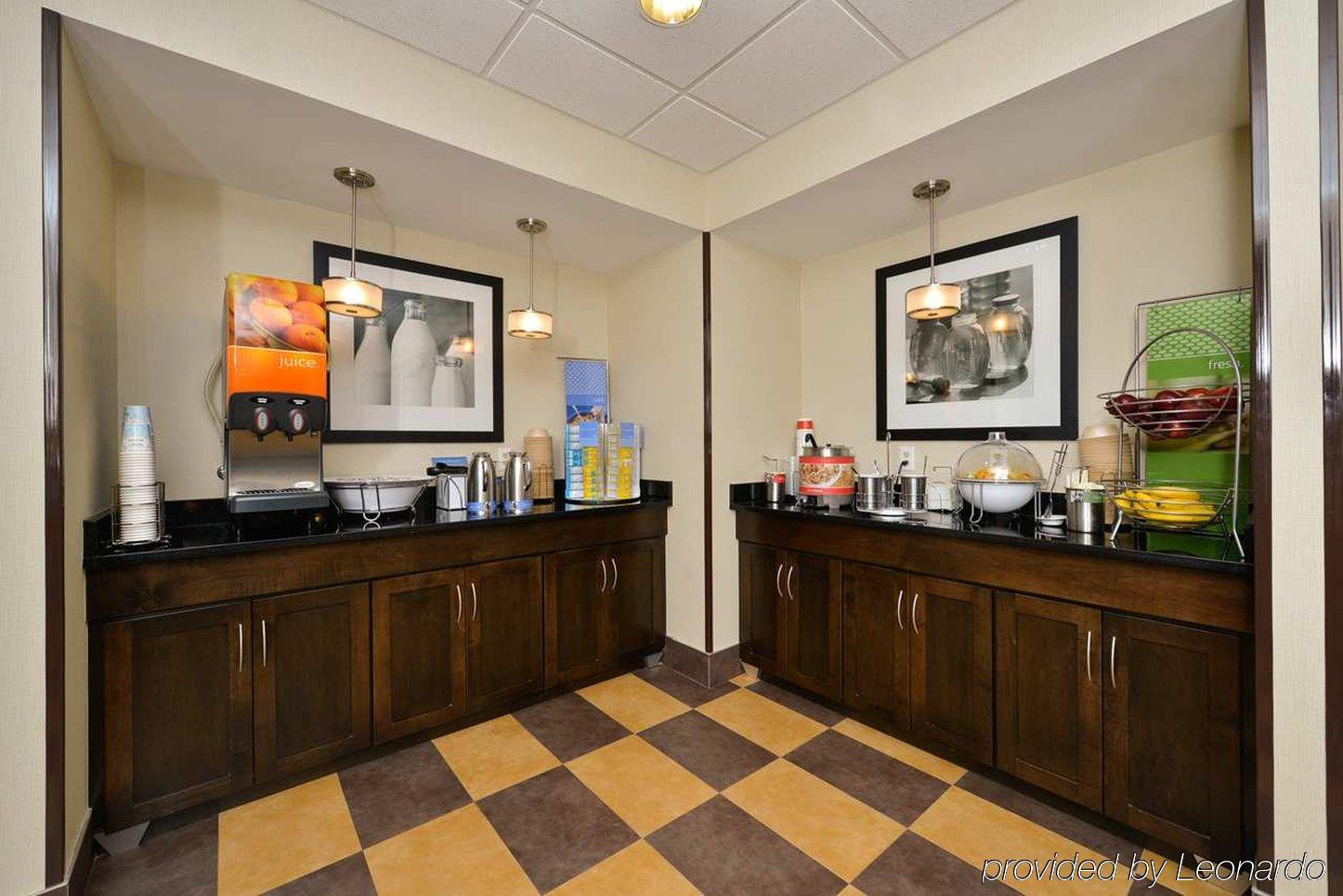 Hampton Hotel Clarion